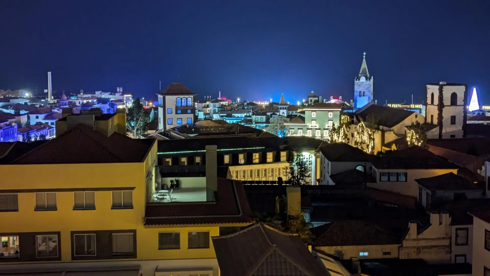 Top-Floor One-Bedroom Flats - Peaceful With Ocean And City Views Funchal  Portugal